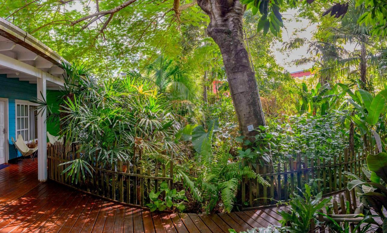 Bed and Breakfast Secret Garden Iguazu Puerto Iguazú Exterior foto